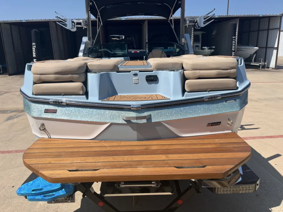 2022-mastercraft-xt24-142683-image14.webp