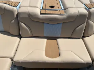 2022-mastercraft-xt24-142683-image8.webp