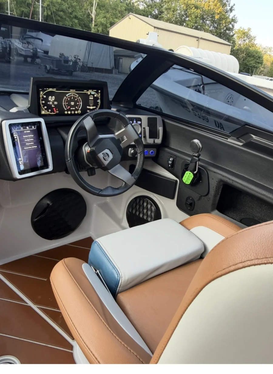 2023-malibu-wakesetter-22-lsv-142706-image9.webp