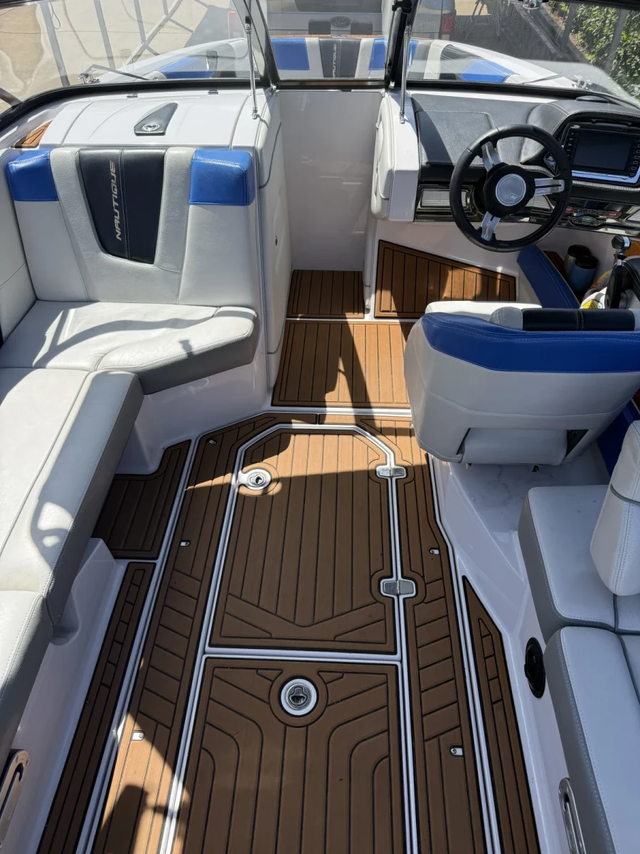 2013-nautique-g23-144088-image3.webp