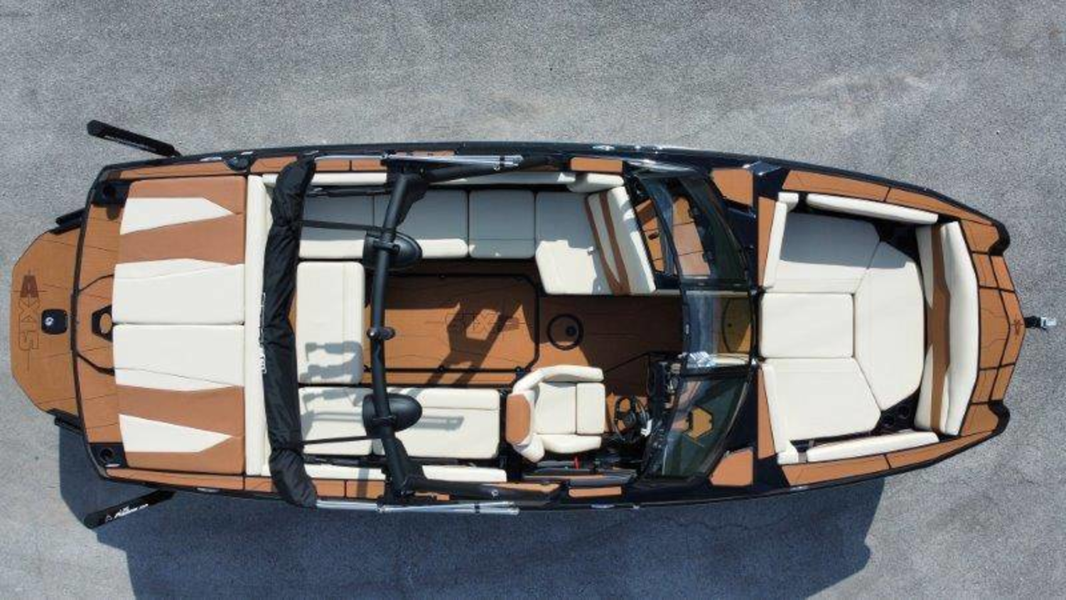 2027 Axis A225