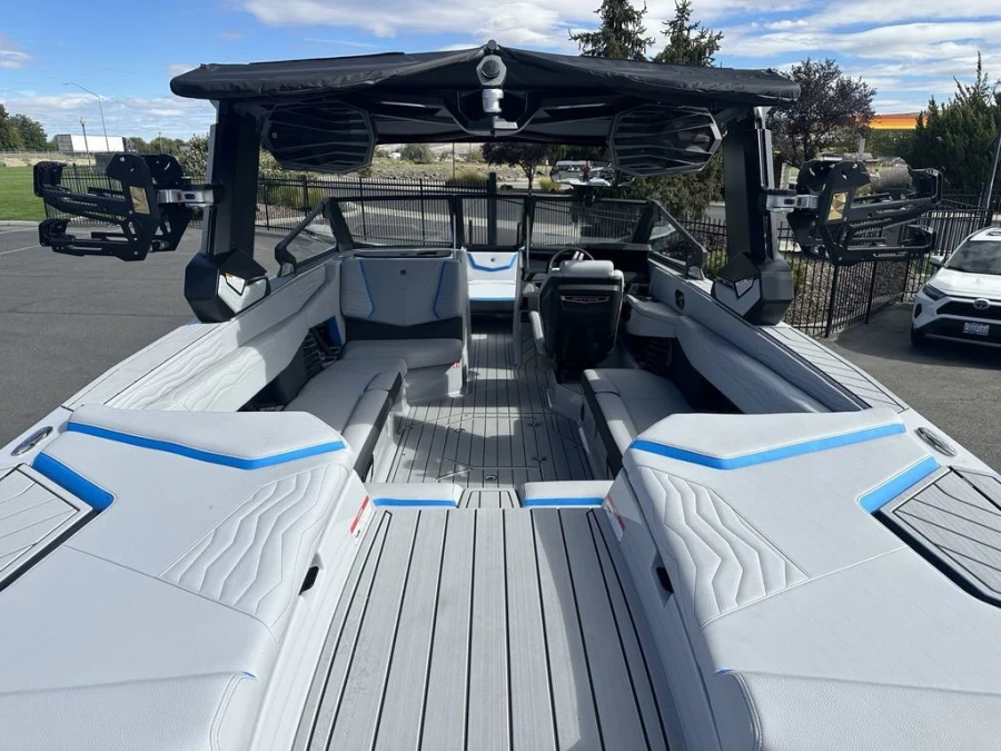 2027-nautique-g25-144092-image14
