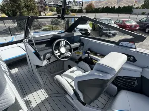 2027-nautique-g25-144092-image20