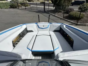 2027-nautique-g25-144092-image24