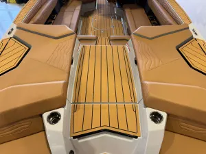 2027-nautique-g25-144097-image10