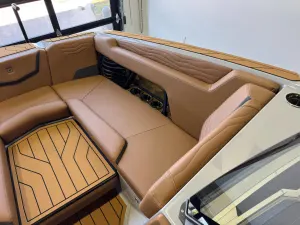 2027-nautique-g25-144097-image18