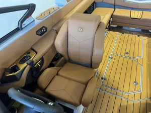 2027-nautique-g25-144097-image21