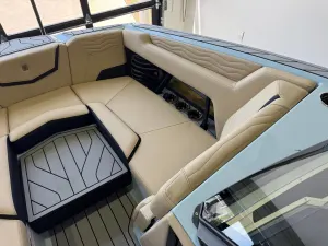 2027-nautique-g23-144099-image18