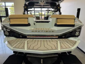 2027-nautique-g23-144099-image8
