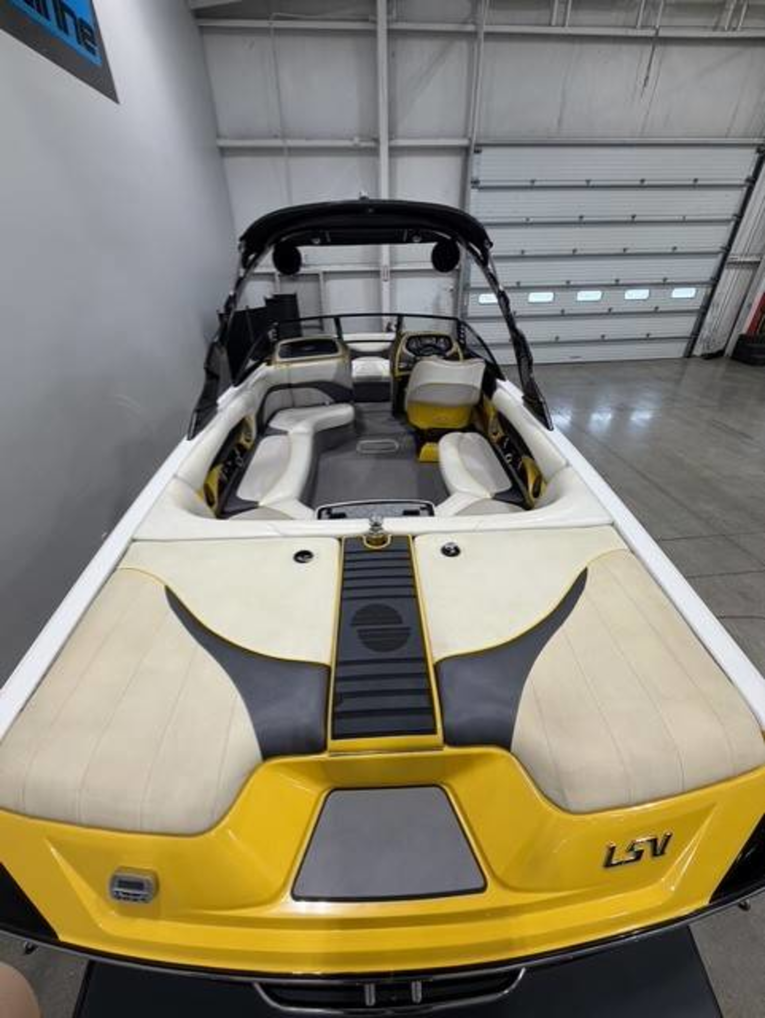 2008 Malibu Wakesetter 23 LSV