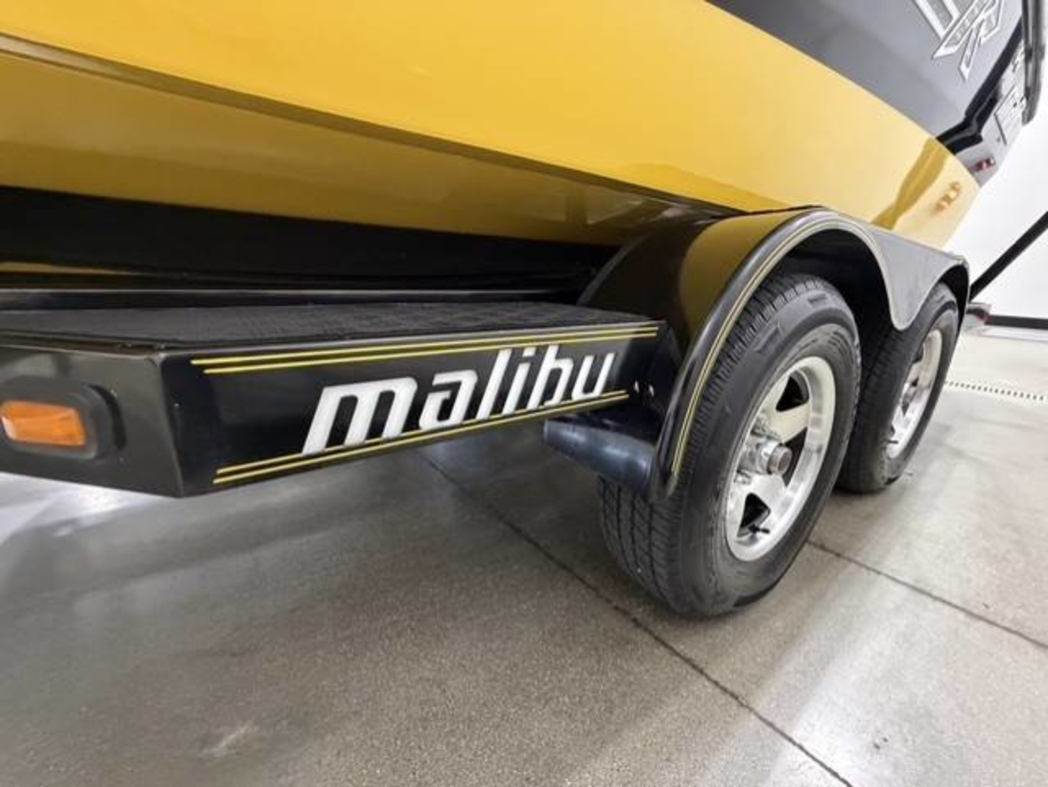 2008 Malibu Wakesetter 23 LSV