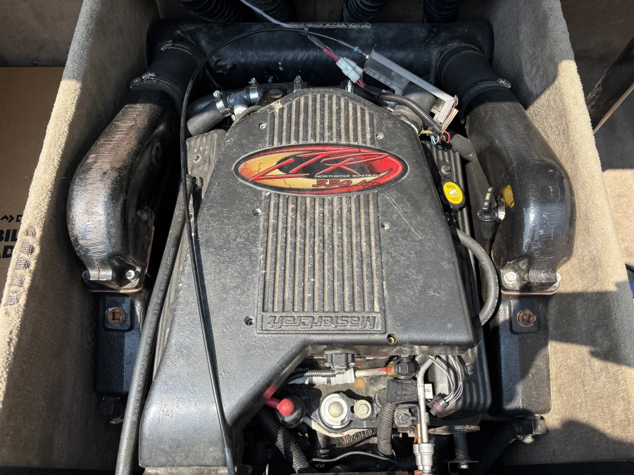 2000-mastercraft-maristar-230-144103-image17