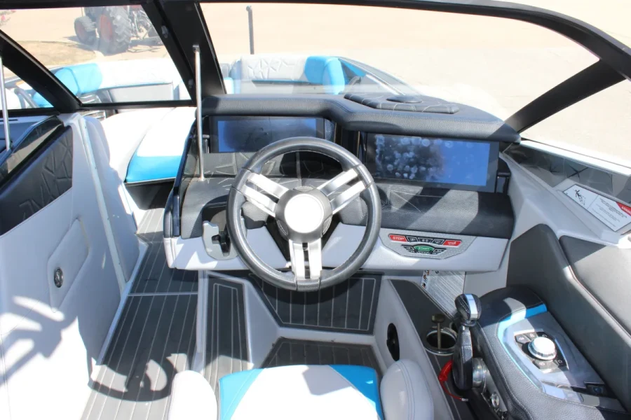 2022-nautique-g25-paragon-144119-image13.webp
