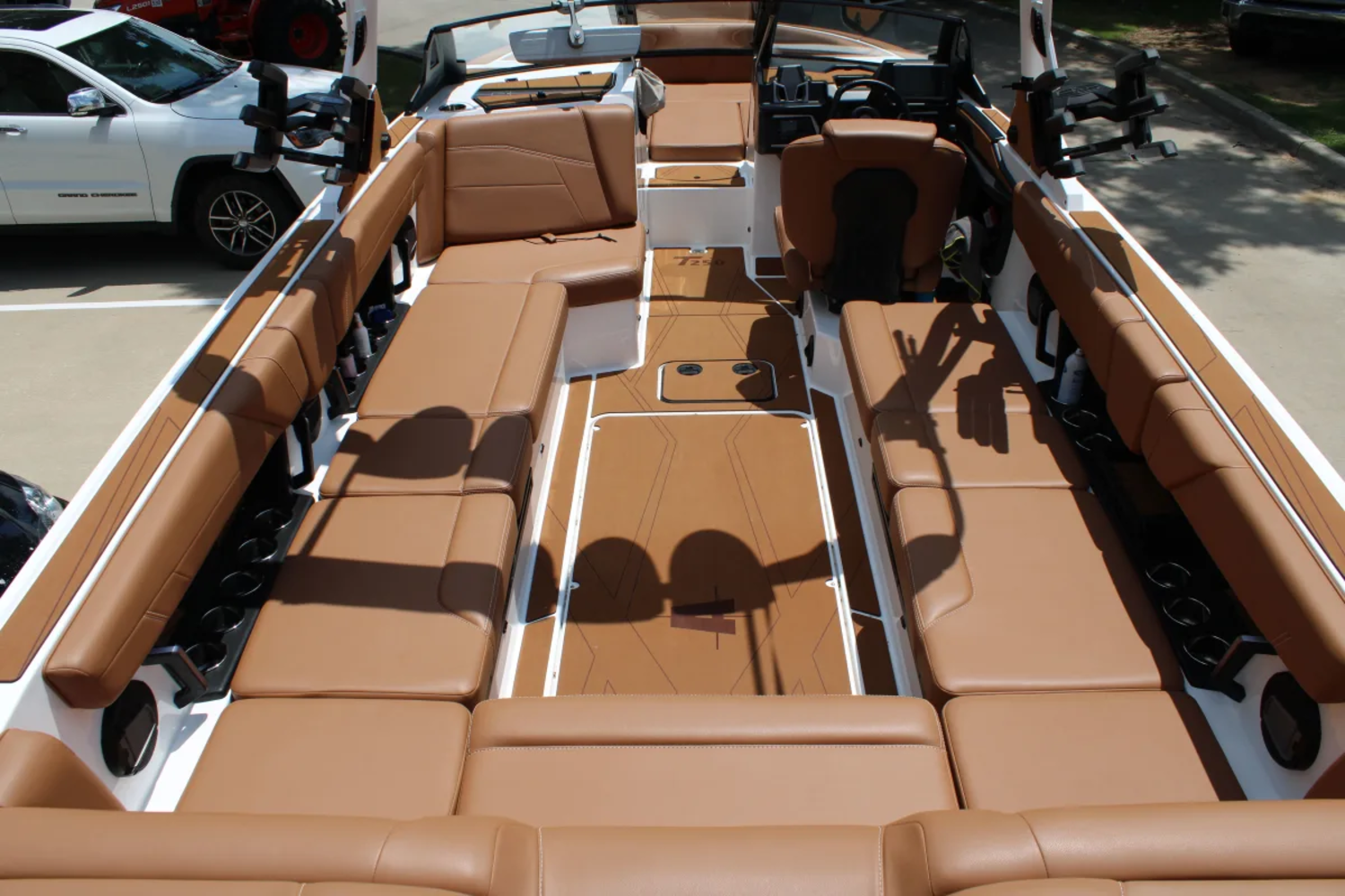 2026 Axis T250