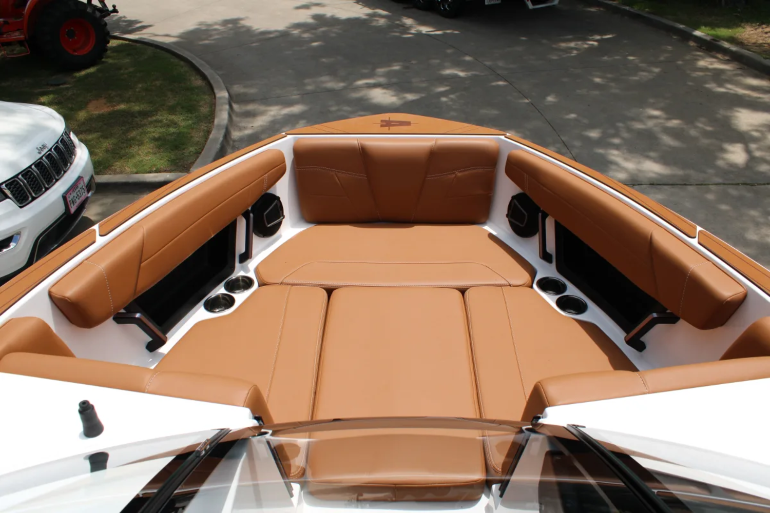 2026 Axis T250