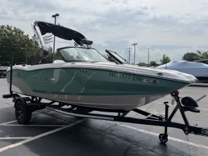 2022-mastercraft-nxt20-144129-image0.webp