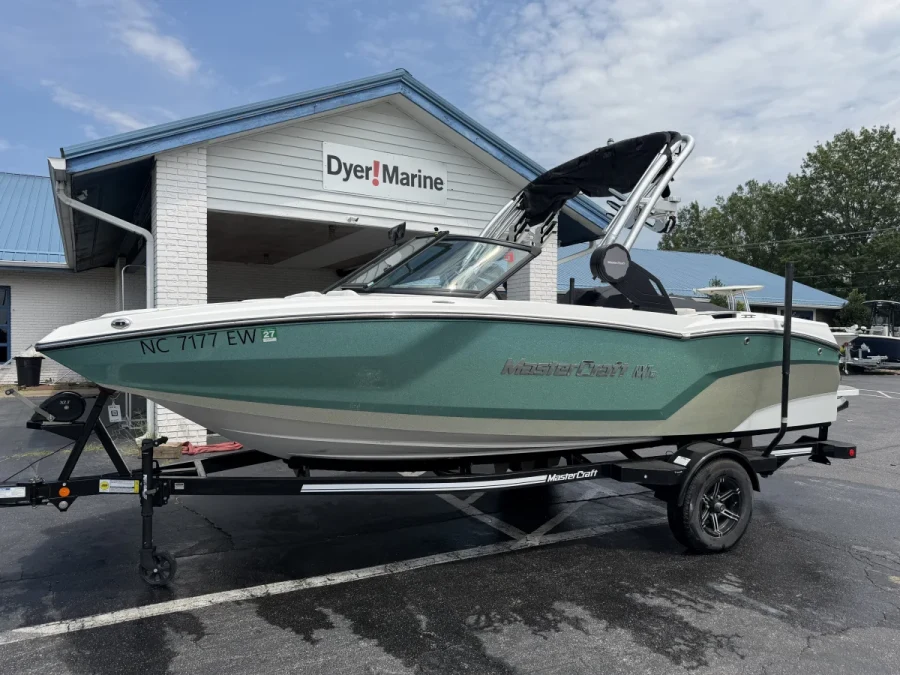 2022-mastercraft-nxt20-144129-image6.webp