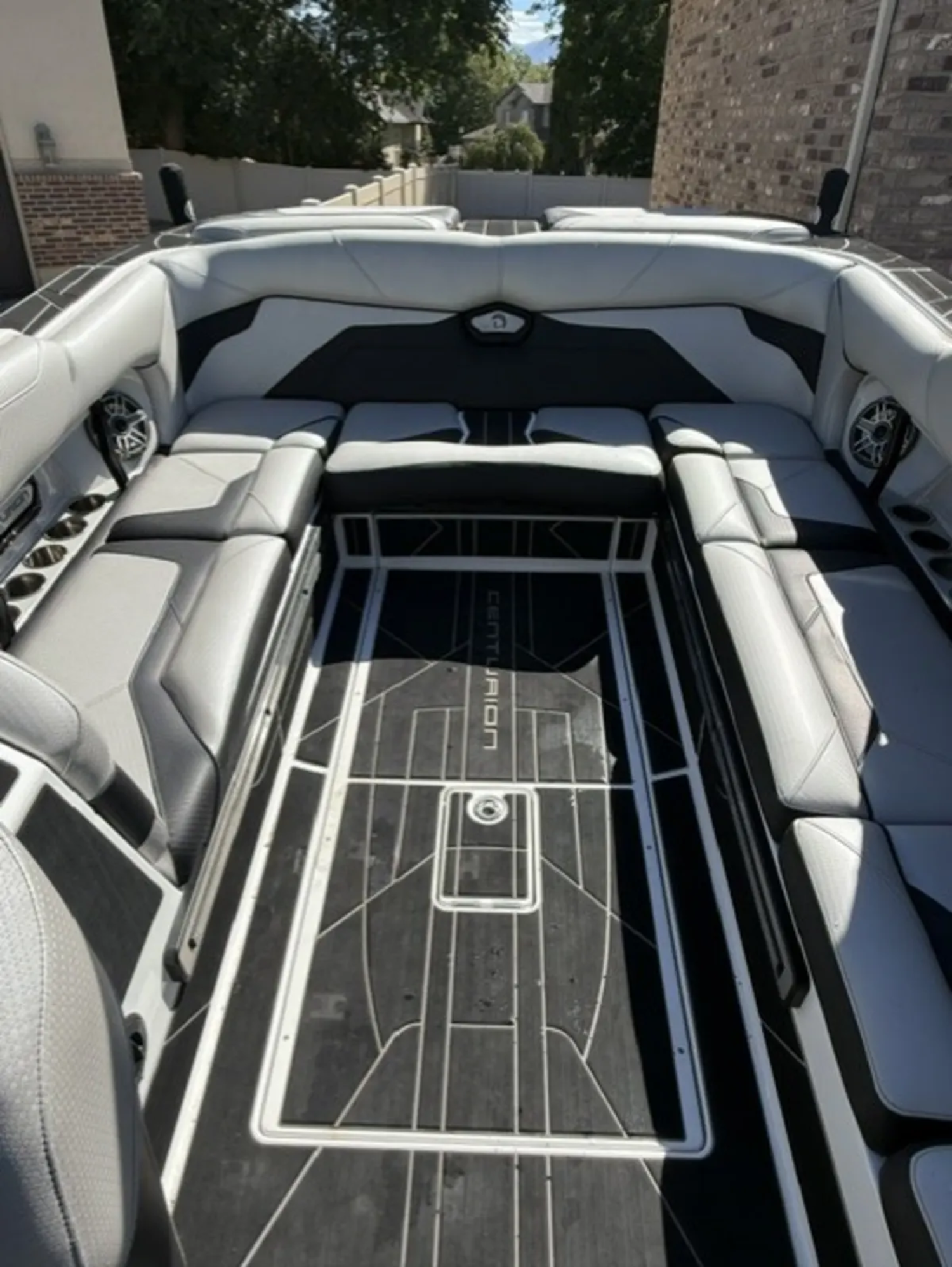 2023 Centurion Boats Ri245