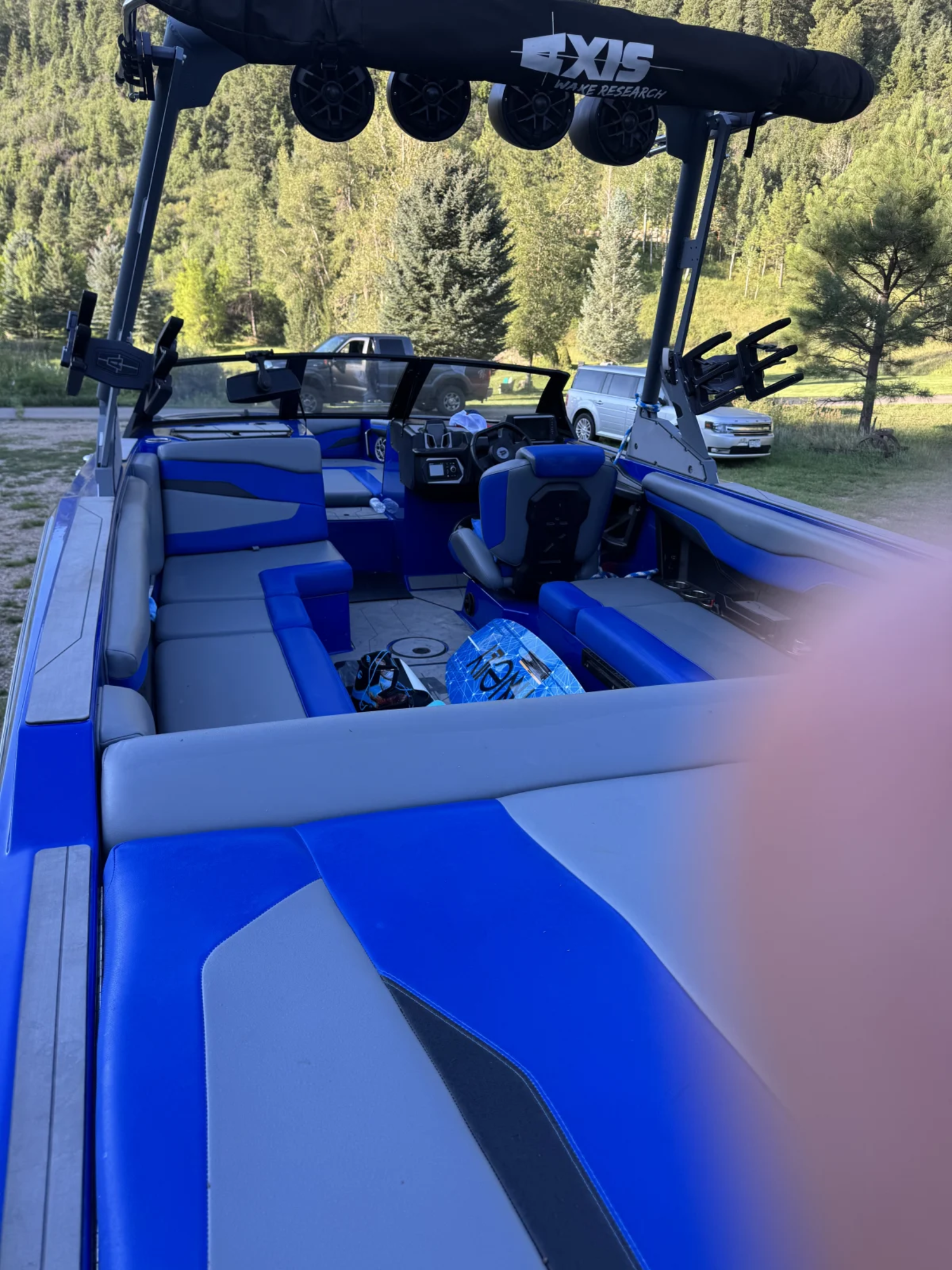 2023 Axis T235