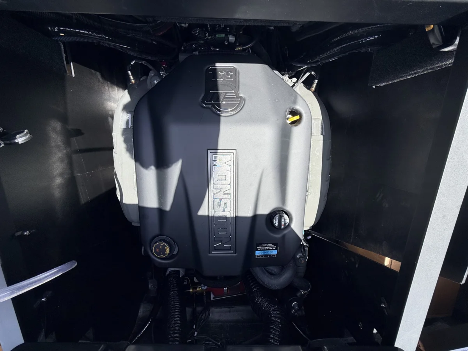 2027 Axis T235