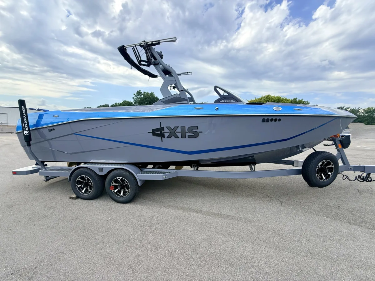 2027 Axis T250