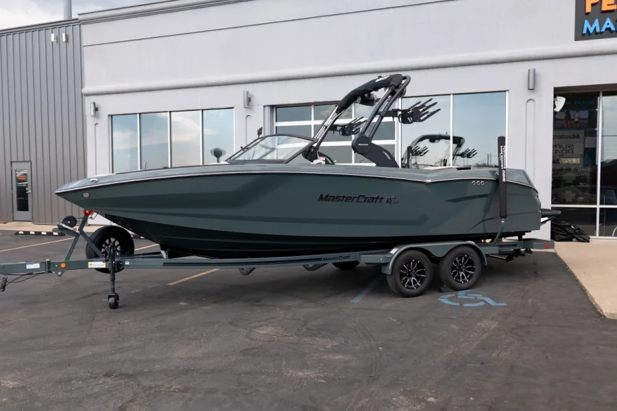 2027-mastercraft-nxt24-144160-image1.webp