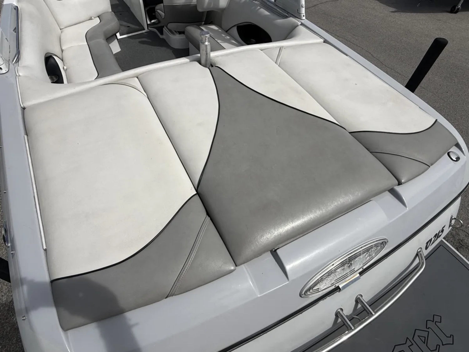 2013 21' Sanger V215 Bowrider