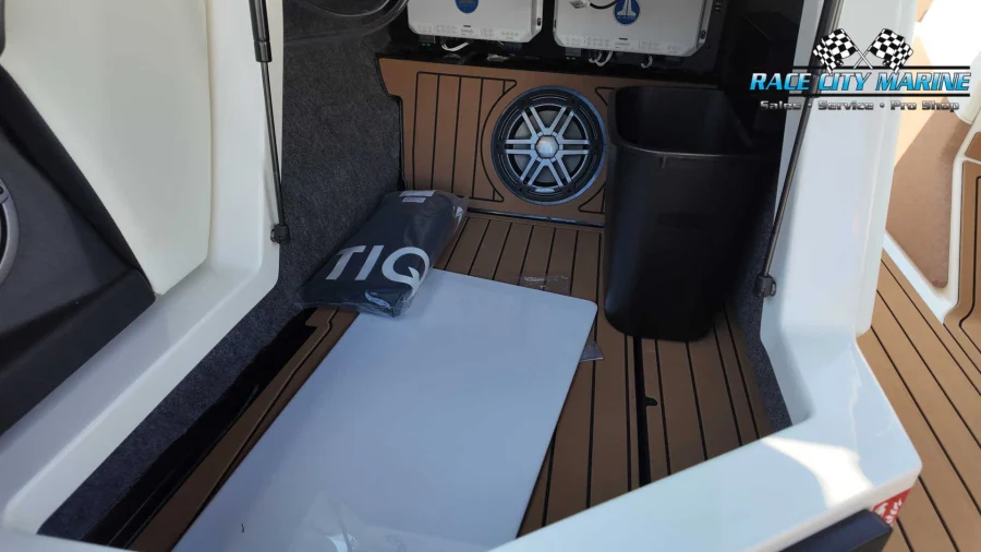 2027-nautique-s23-142647-image30
