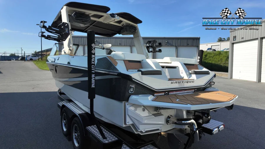2027-nautique-s23-142647-image7