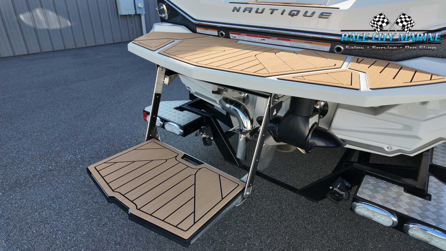 2027 Nautique S23
