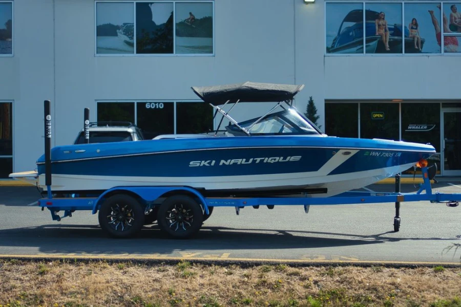 2025-nautique-ski-nautique-200-144208-image2