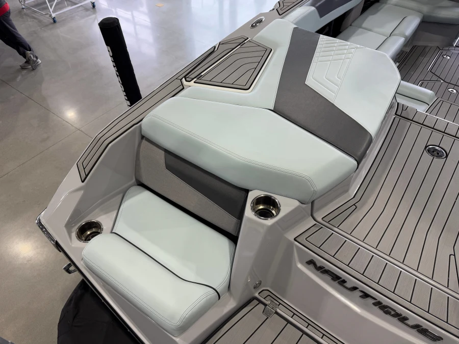 2023-nautique-g23-144210-image11
