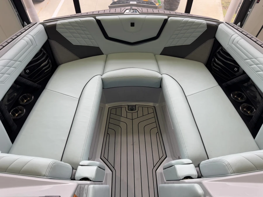 2023-nautique-g23-144210-image16