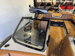 2027-nautique-g25-144213-image20