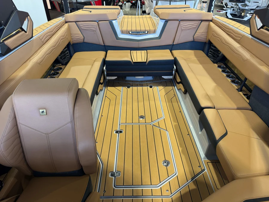 2027-nautique-g25-144213-image22