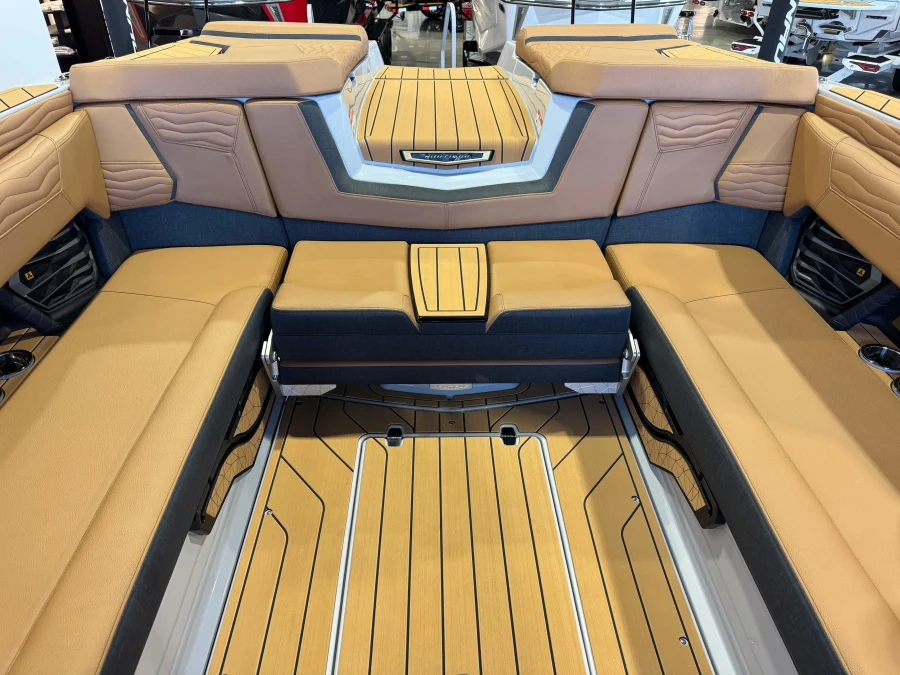 2027-nautique-g25-144213-image27