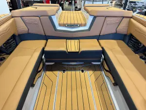 2027-nautique-g25-144213-image27