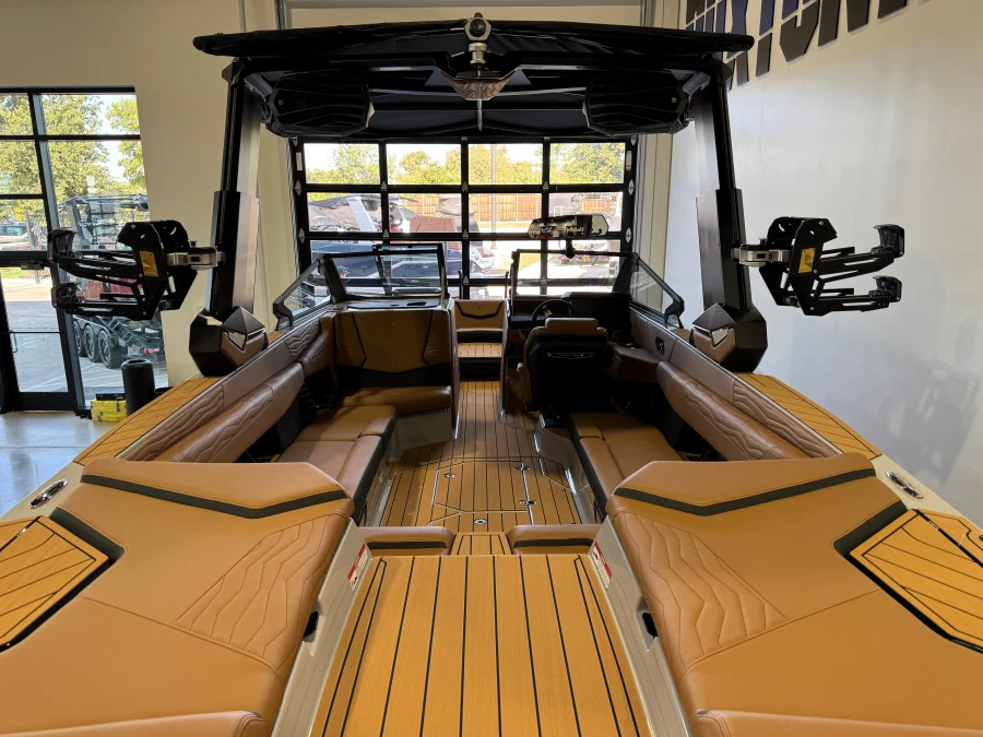 2027-nautique-g25-144213-image9