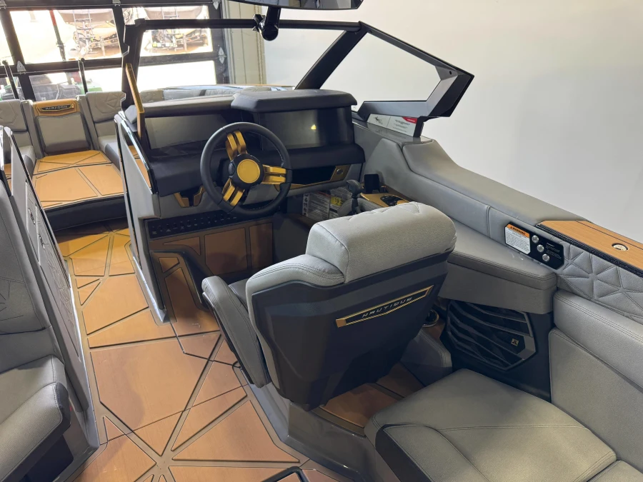 2027-nautique-g25-paragon-144216-image25