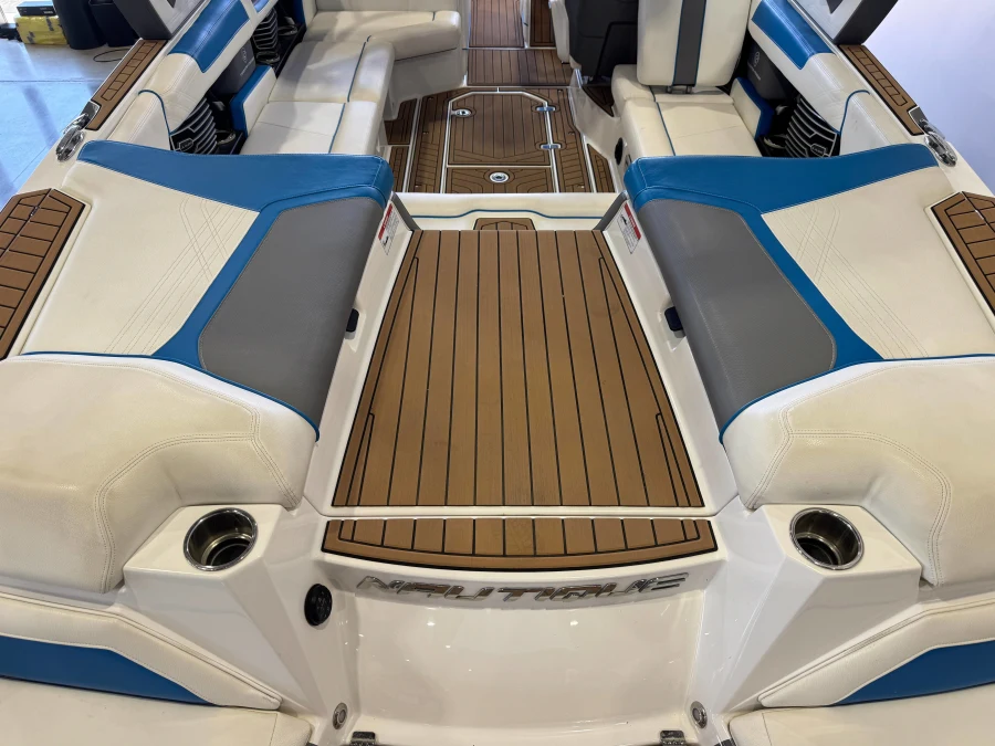 2020-nautique-g23-144217-image10