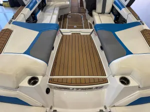 2020-nautique-g23-144217-image10
