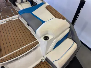 2020-nautique-g23-144217-image11