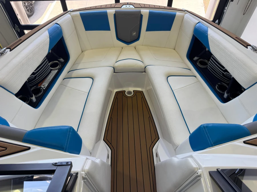 2020-nautique-g23-144217-image17