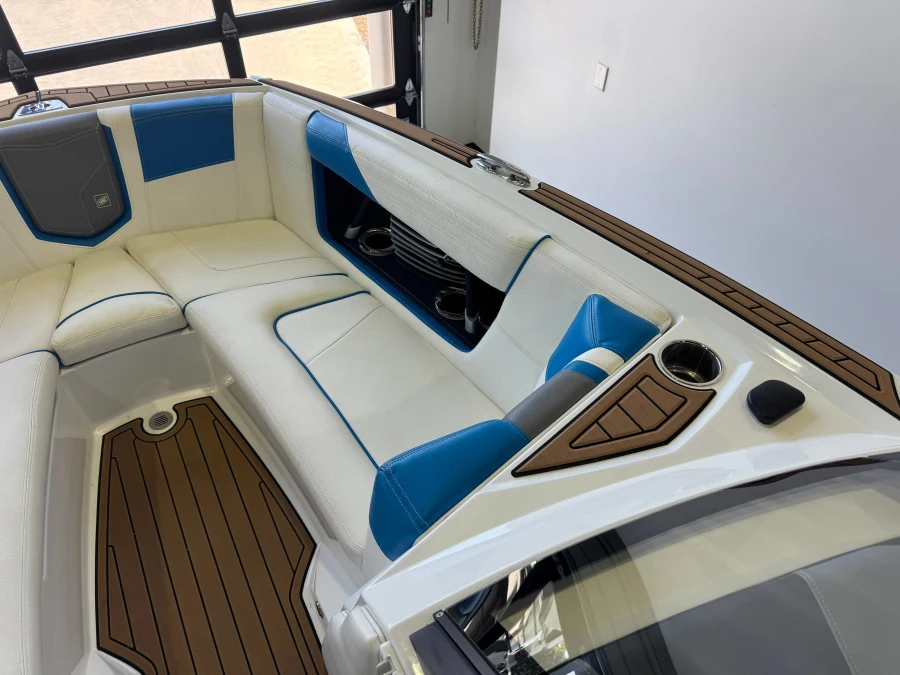 2020-nautique-g23-144217-image18