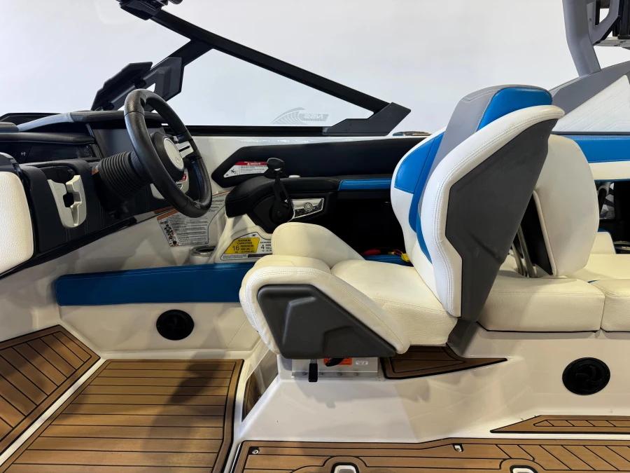 2020-nautique-g23-144217-image23