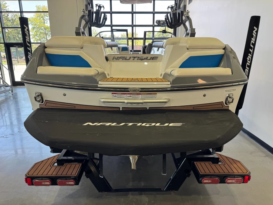 2020-nautique-g23-144217-image8