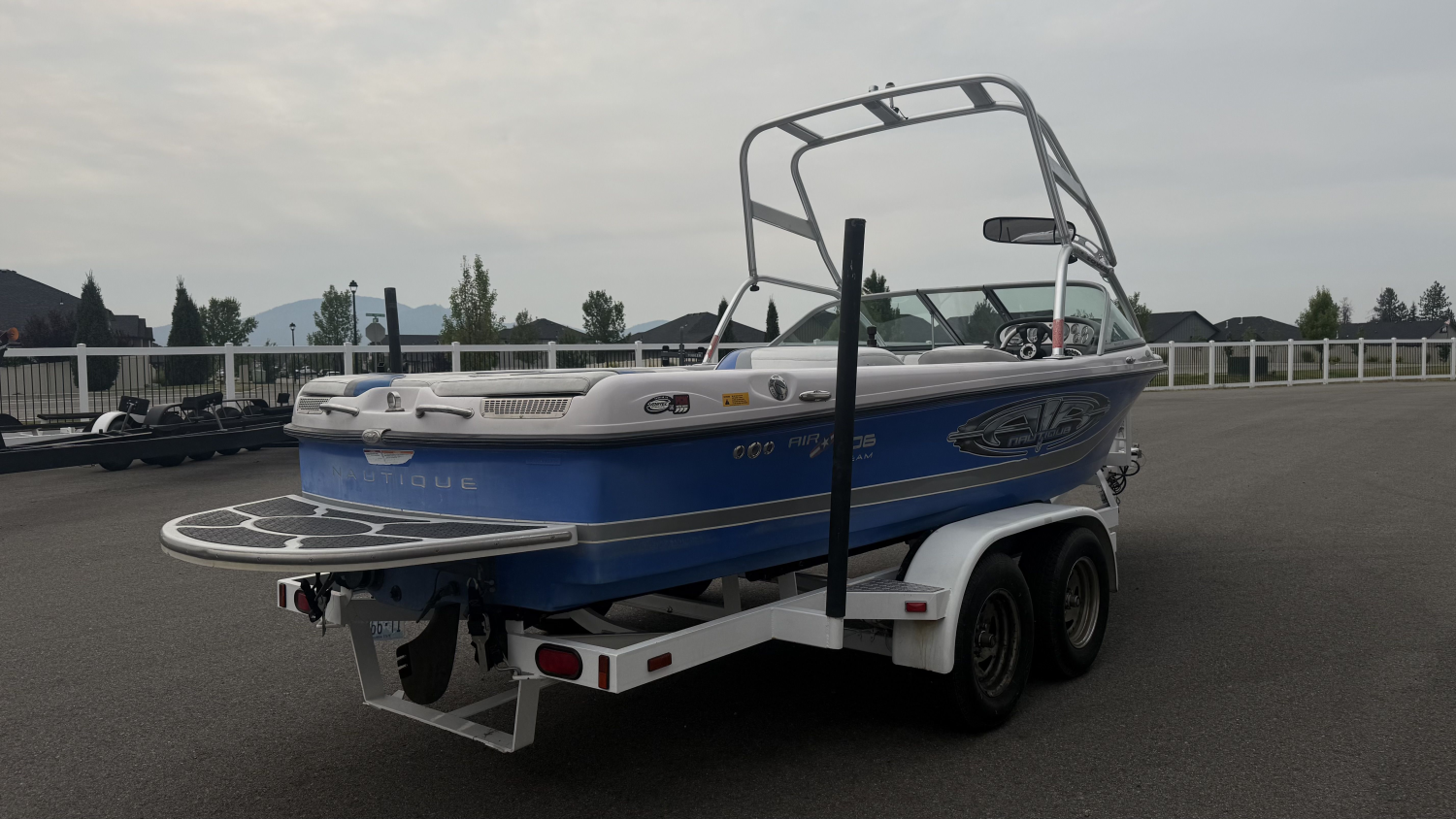 2005 Nautique 206