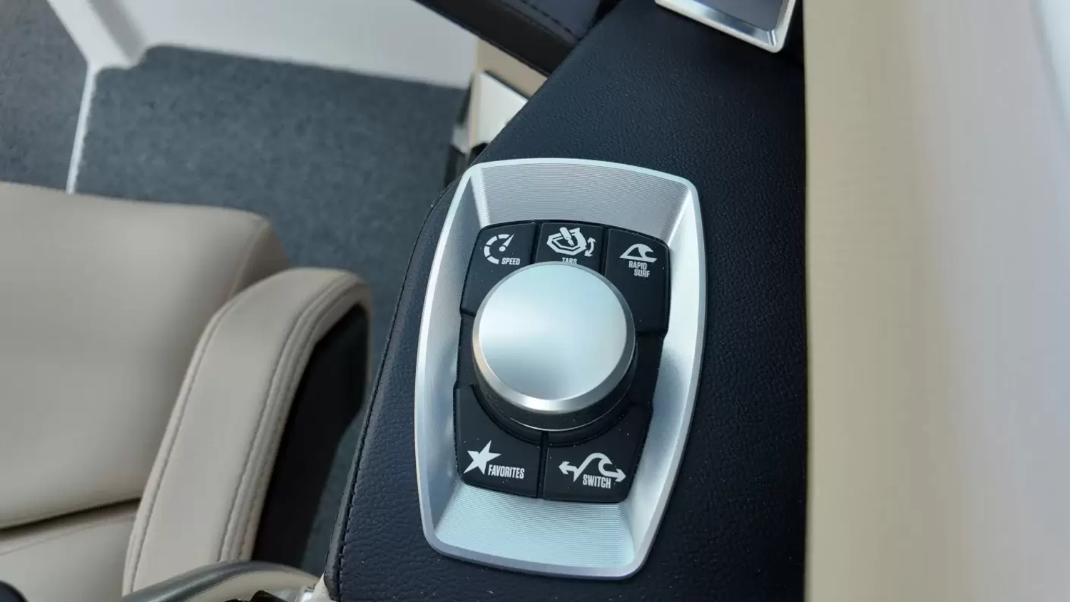 2027 Mastercraft XT23
