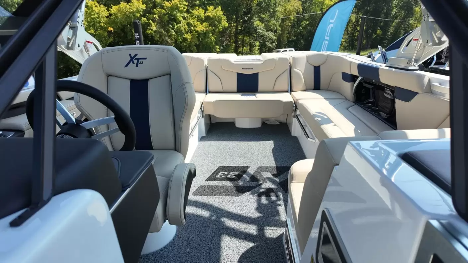 2027 Mastercraft XT23