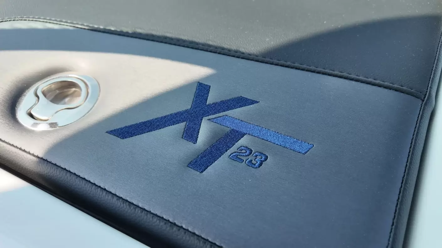 2027 Mastercraft XT23